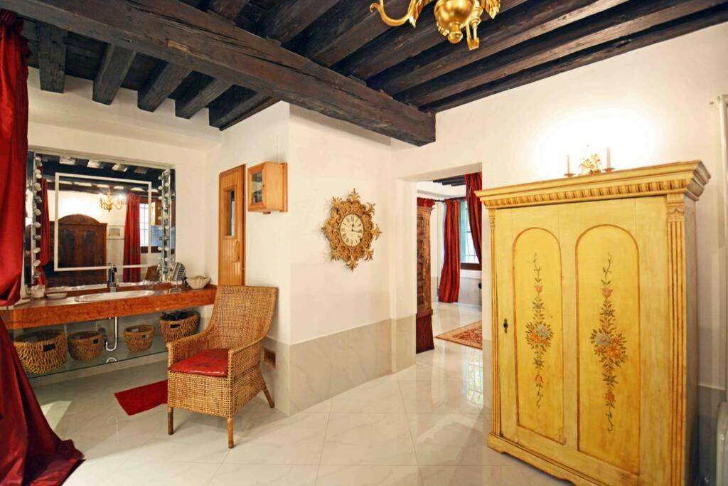 Zattere Cottage Close To Guggenheim Venesia Bagian luar foto